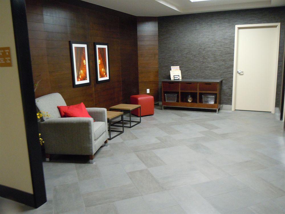 Four Points By Sheraton Edmundston Hotel & Conference Center المظهر الخارجي الصورة