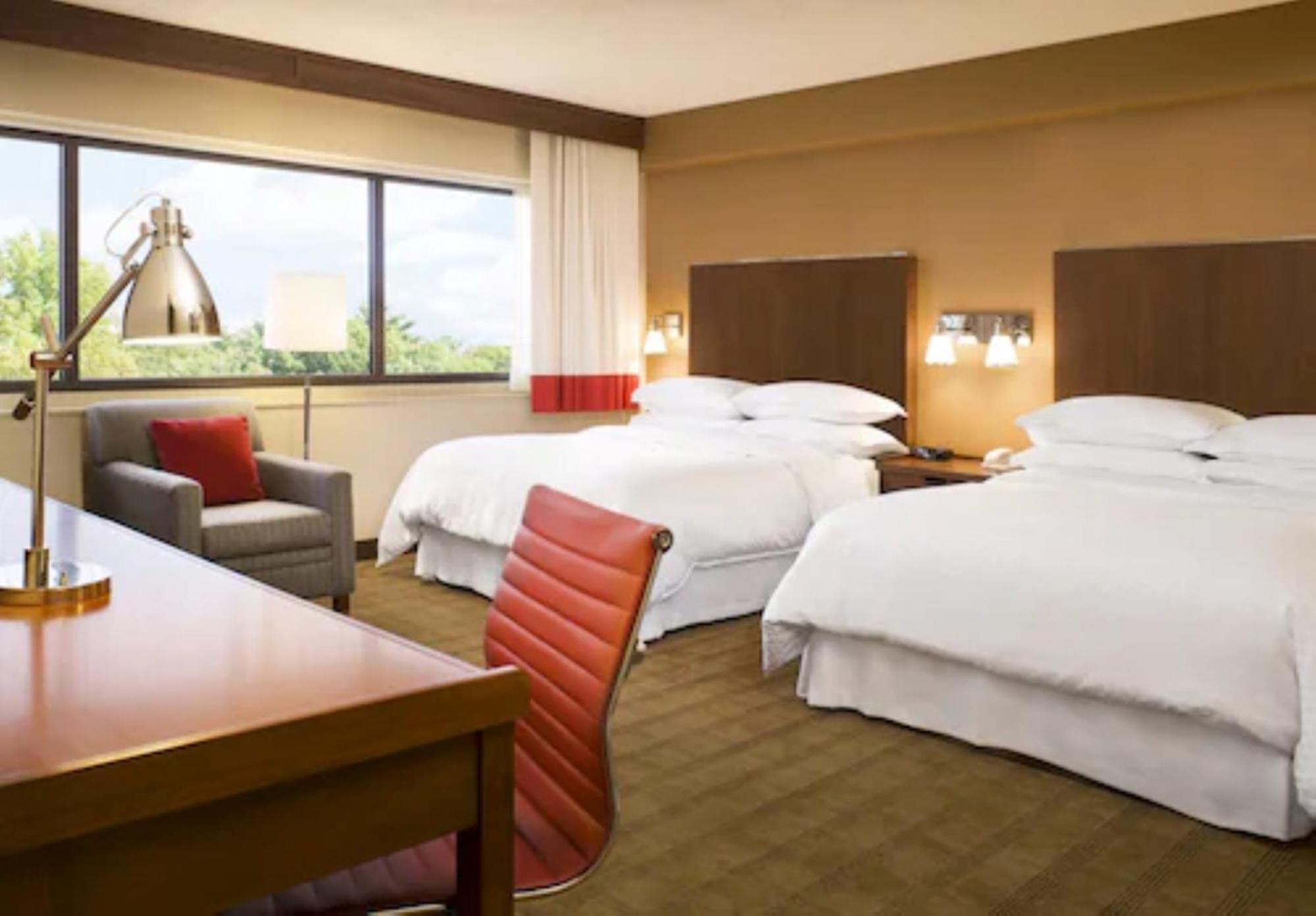 Four Points By Sheraton Edmundston Hotel & Conference Center المظهر الخارجي الصورة