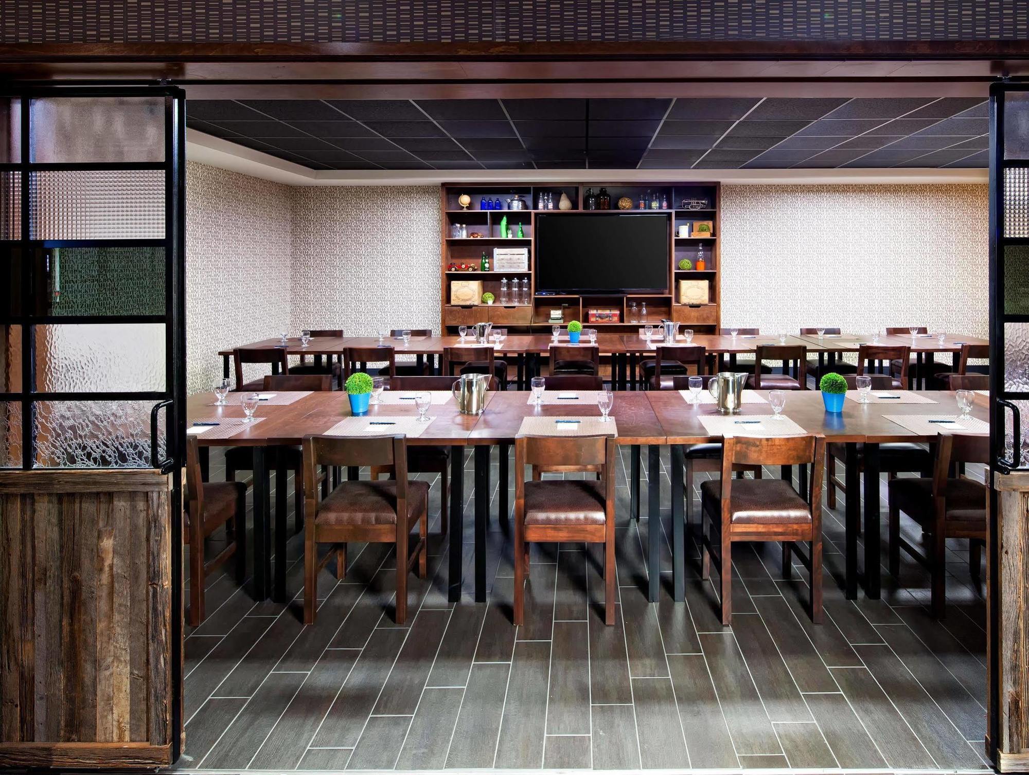 Four Points By Sheraton Edmundston Hotel & Conference Center المظهر الخارجي الصورة